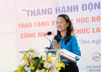 Ngày Quốc tế thiếu nhi, con công nhân ở Cần Thơ đón niềm vui bất ngờ- Ảnh 1.