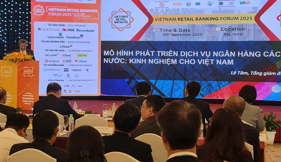 Dữ liệu, AI và tài sản số định hình ngân hàng bán lẻ Việt Nam